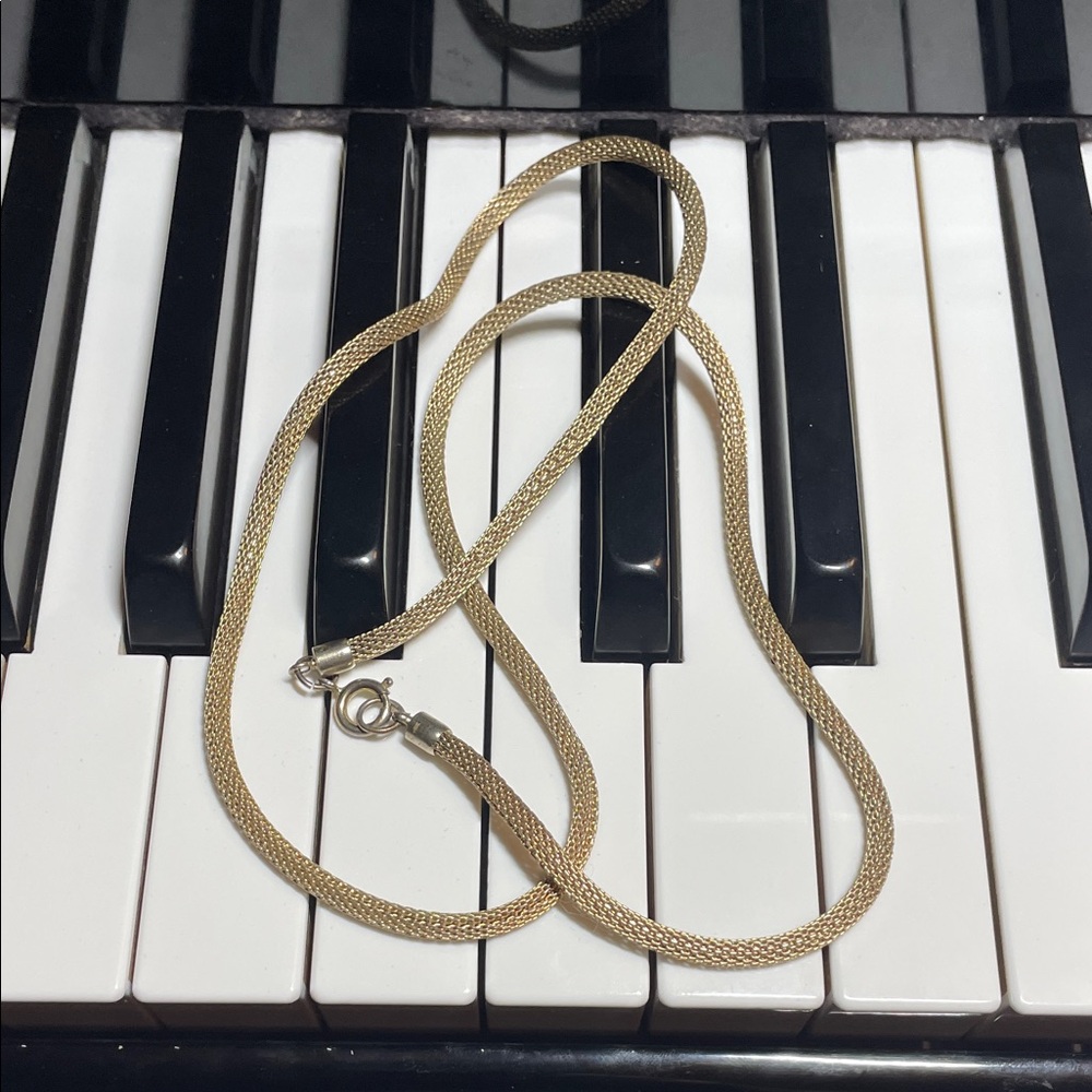Set of 3 vintage gold tone necklaces - Picture 12 of 13